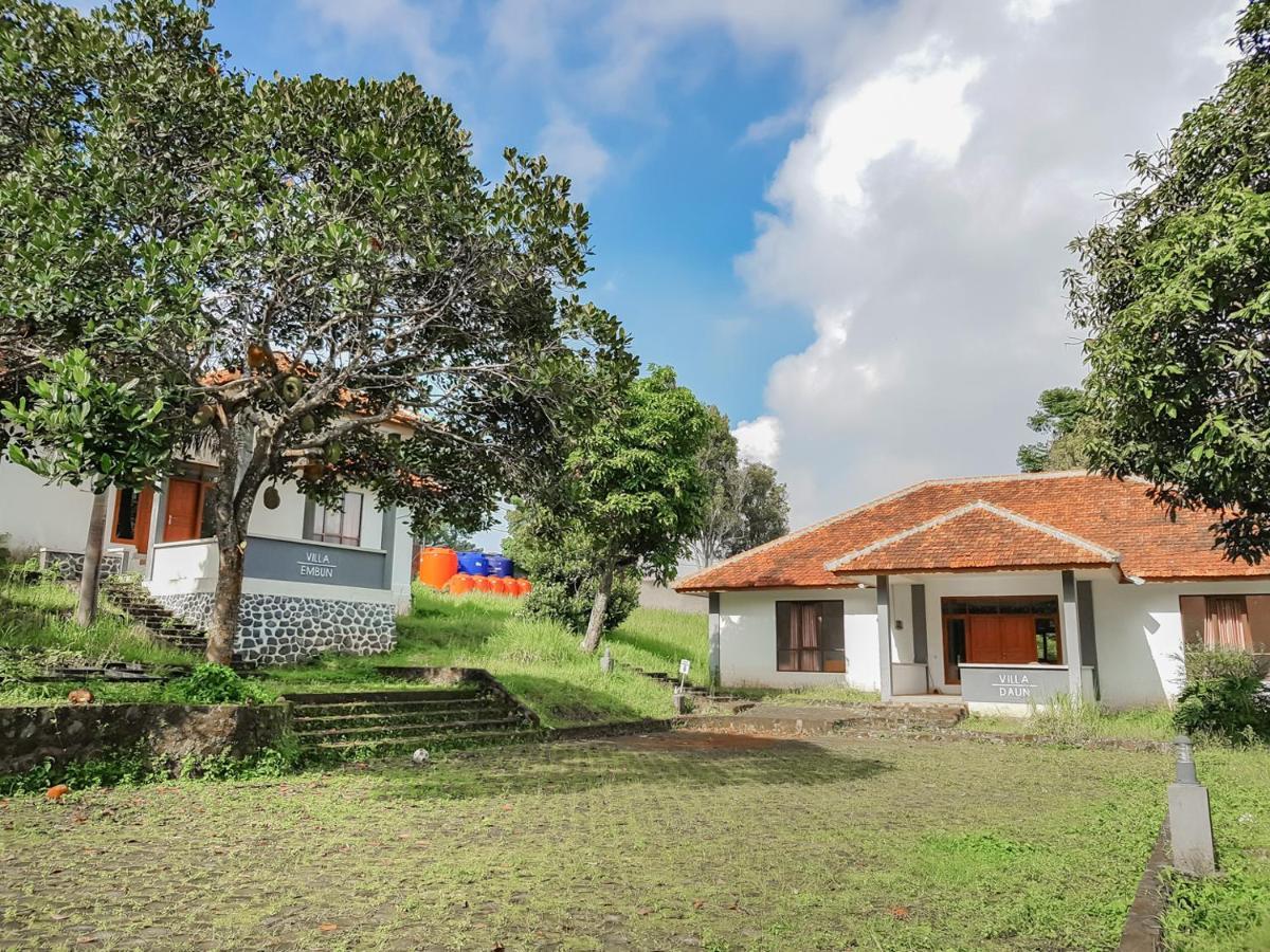 Bumi Ciboled Mitra Reddoorz Near Gerbang Tol Pamulihan Jatinangor Экстерьер фото