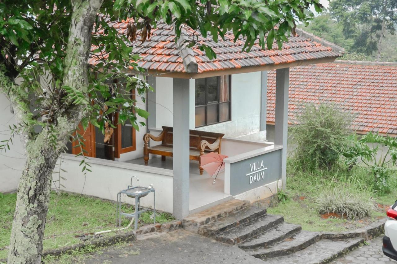 Bumi Ciboled Mitra Reddoorz Near Gerbang Tol Pamulihan Jatinangor Экстерьер фото